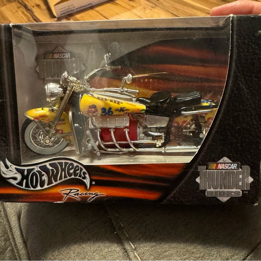Hot wheels M&M motorcycle